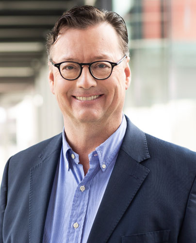 Headshot of Michael Pfeil