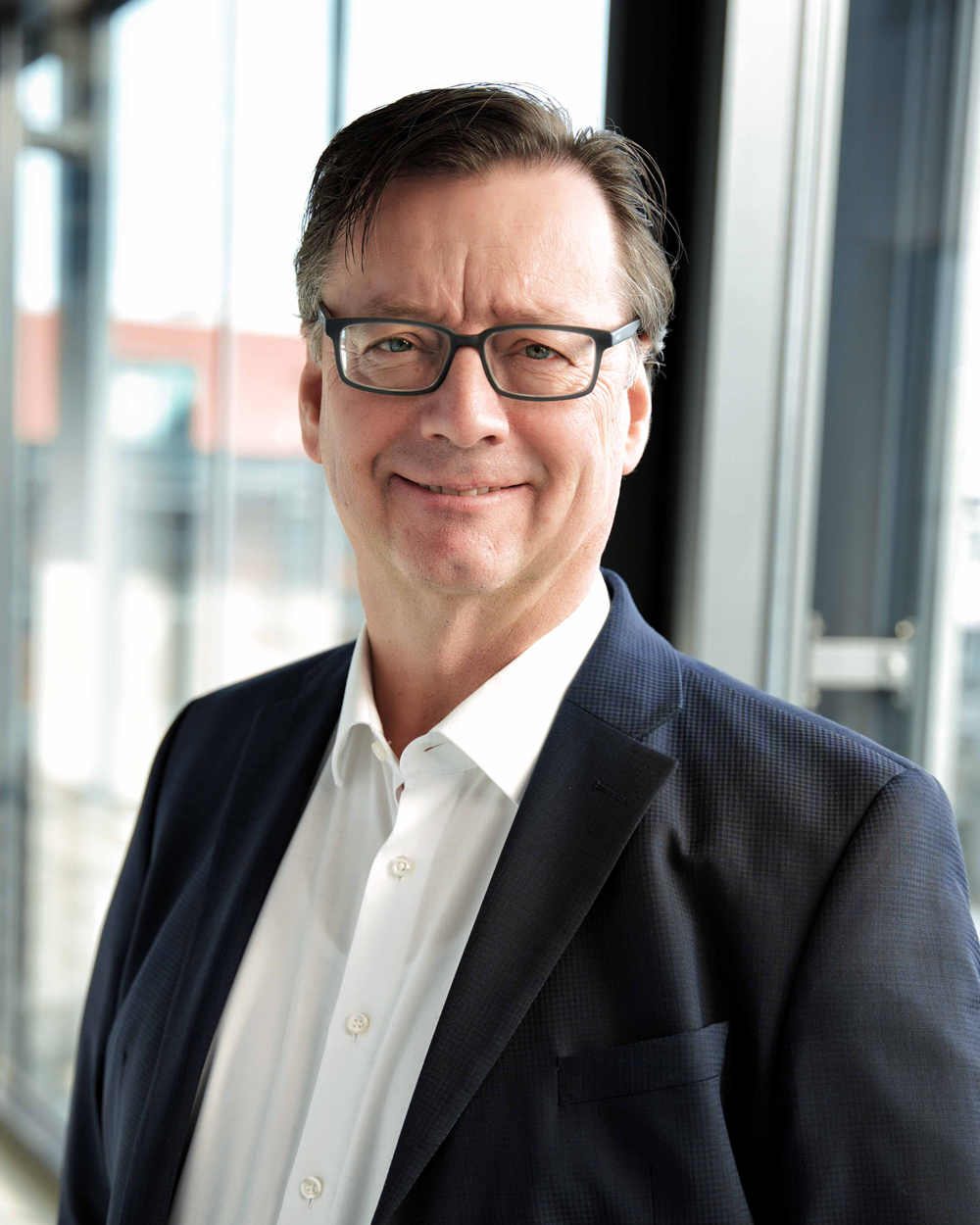 Headshot of Michael Pfeil